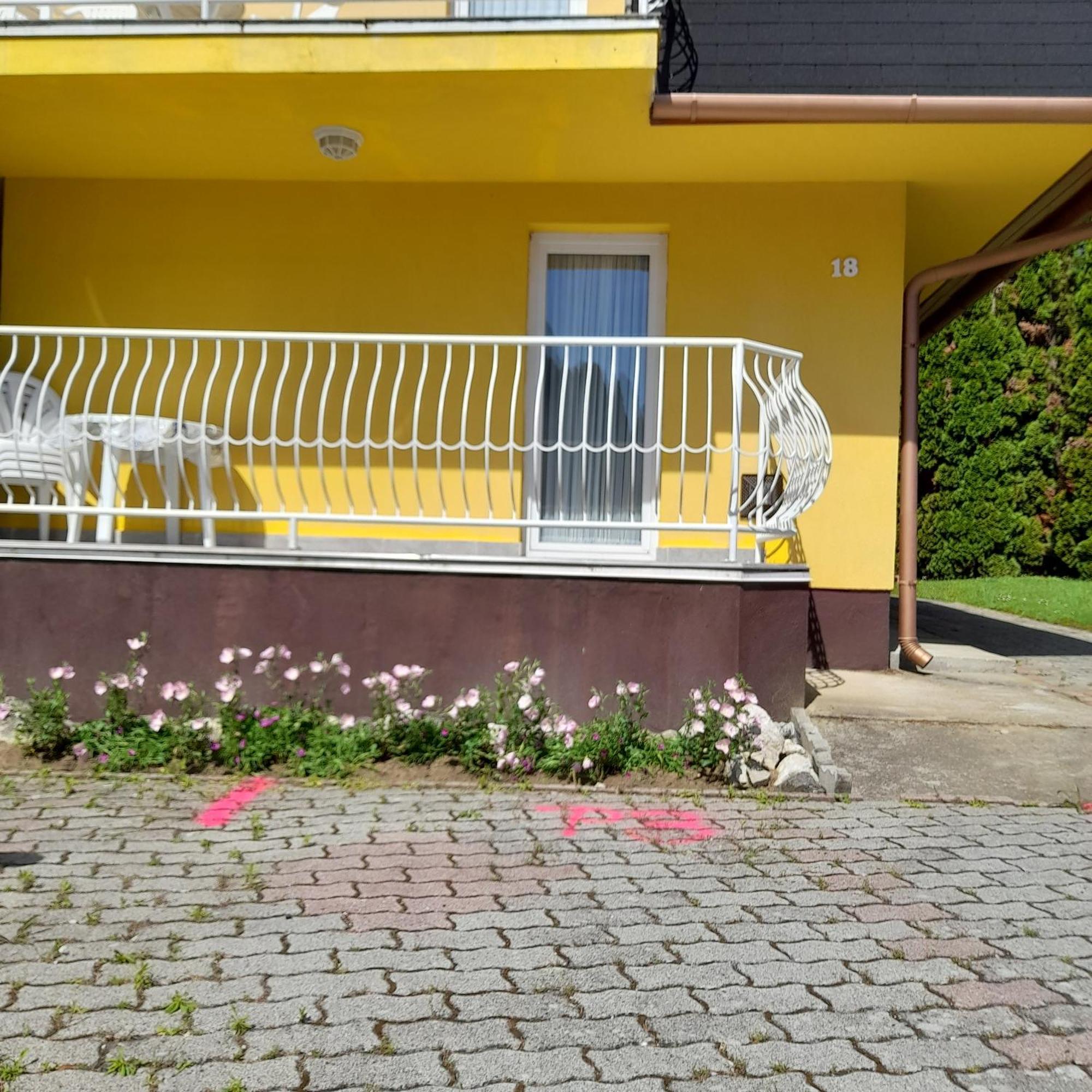 佐洛卡罗斯Berkenye Apartman公寓 外观 照片